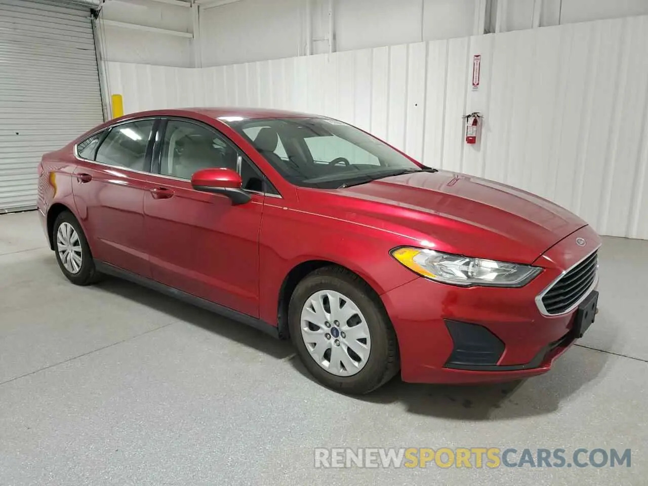 4 fotografías del automóvil dañado 3FA6P0G78LR135617 FORD FUSION 2020