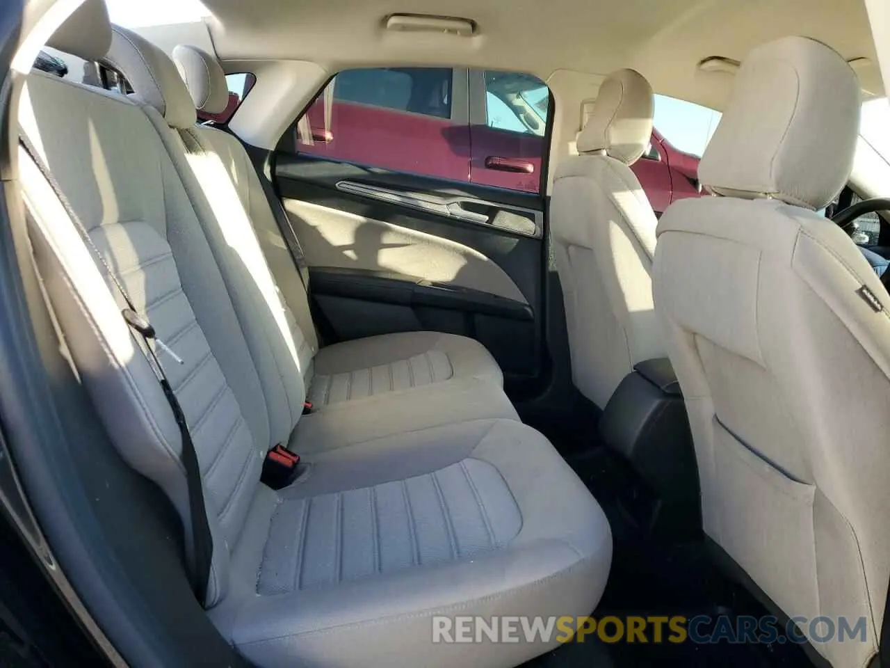 10 fotografías del automóvil dañado 3FA6P0G79LR110449 FORD FUSION 2020