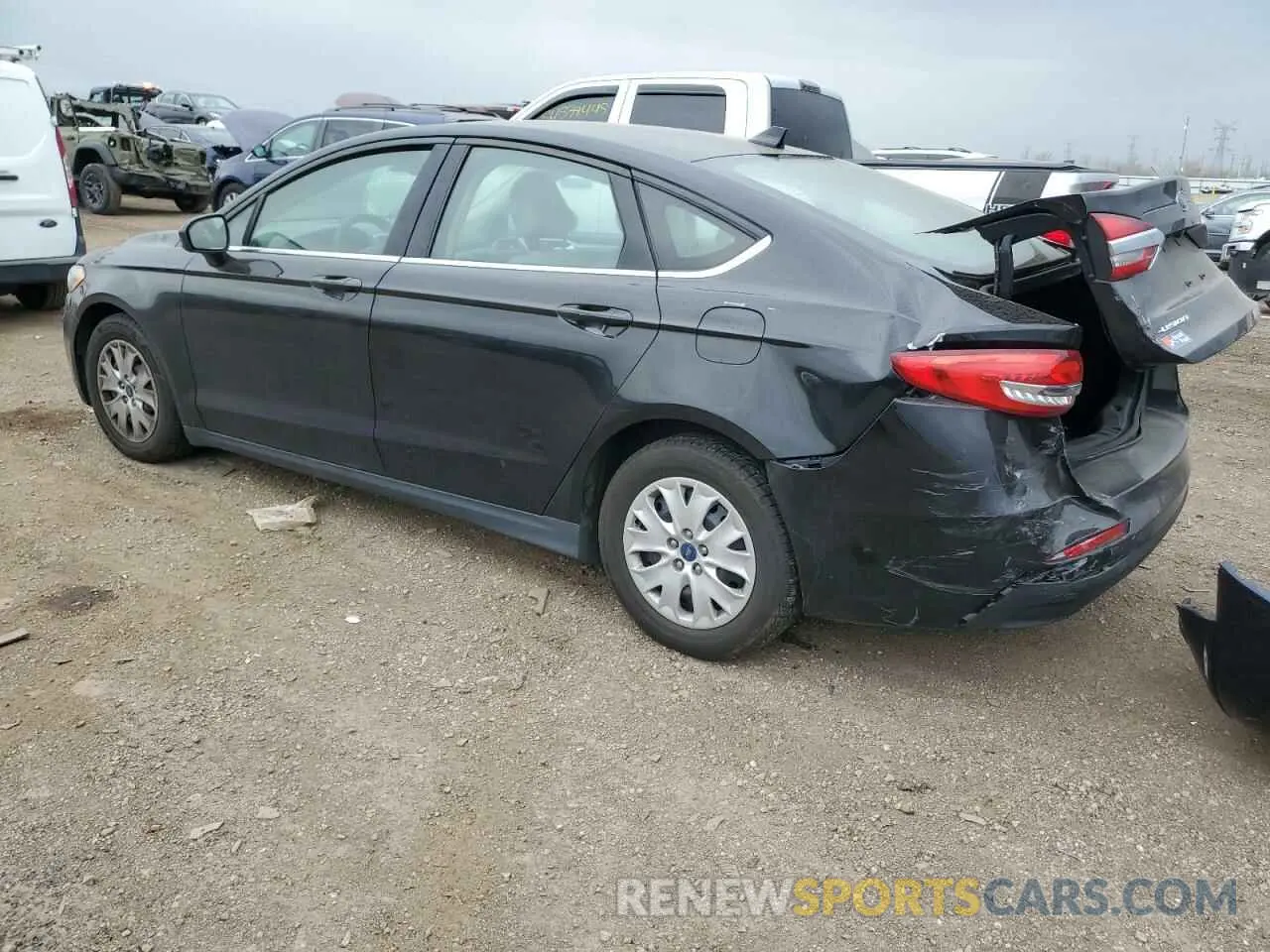 2 fotografías del automóvil dañado 3FA6P0G79LR160137 FORD FUSION 2020