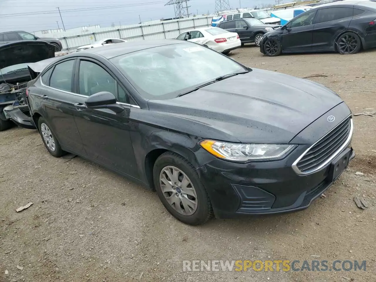 4 fotografías del automóvil dañado 3FA6P0G79LR160137 FORD FUSION 2020
