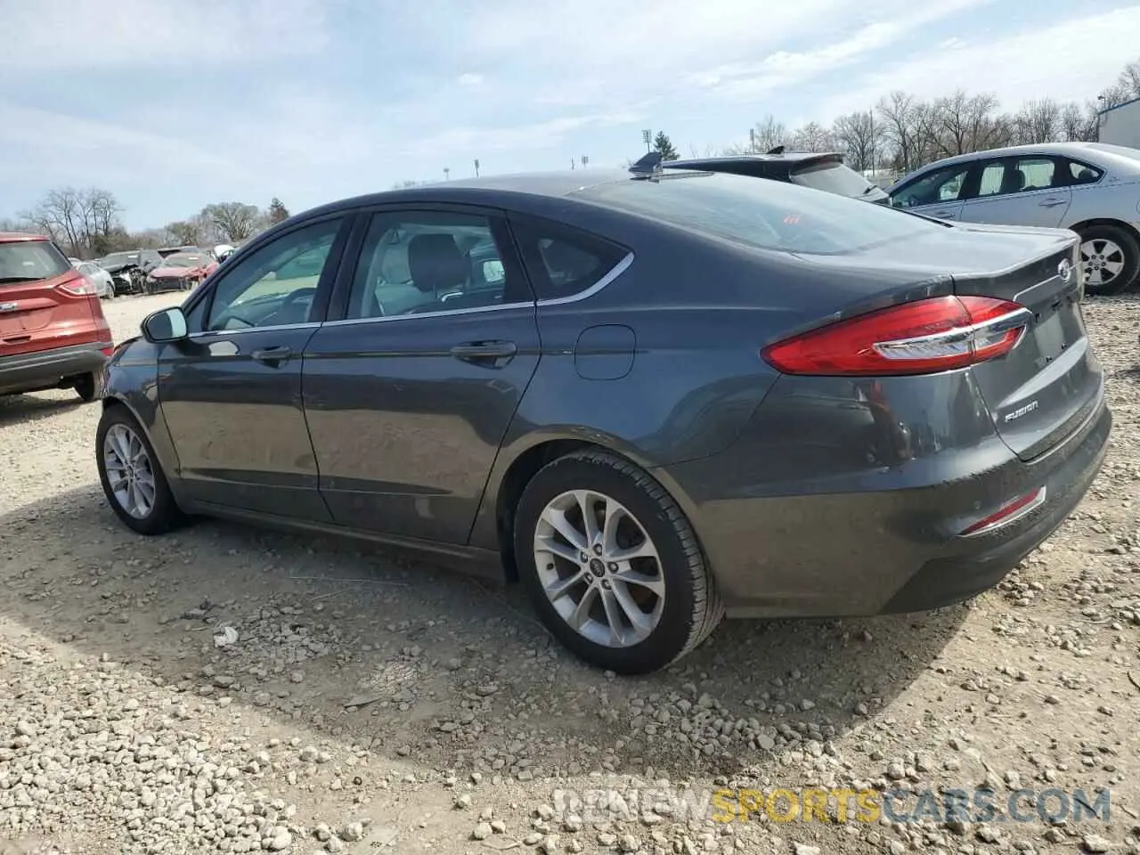 2 fotografías del automóvil dañado 3FA6P0H70LR240229 FORD FUSION 2020
