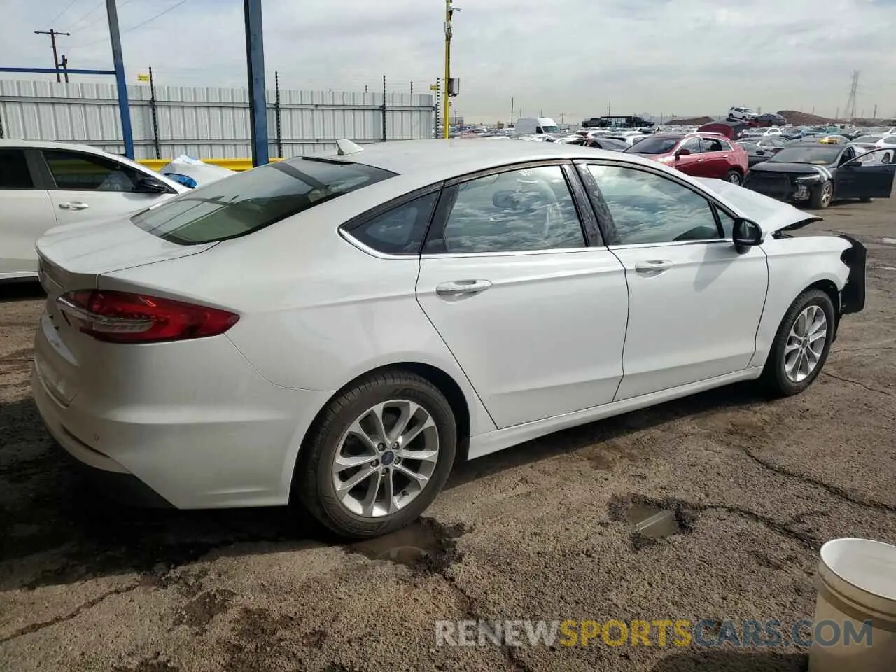 3 fotografías del automóvil dañado 3FA6P0H71LR244631 FORD FUSION 2020