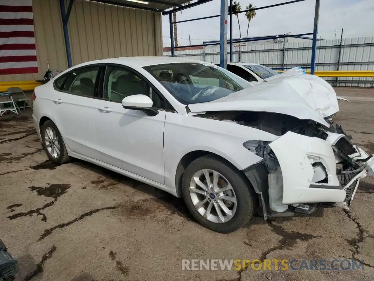 4 fotografías del automóvil dañado 3FA6P0H71LR244631 FORD FUSION 2020