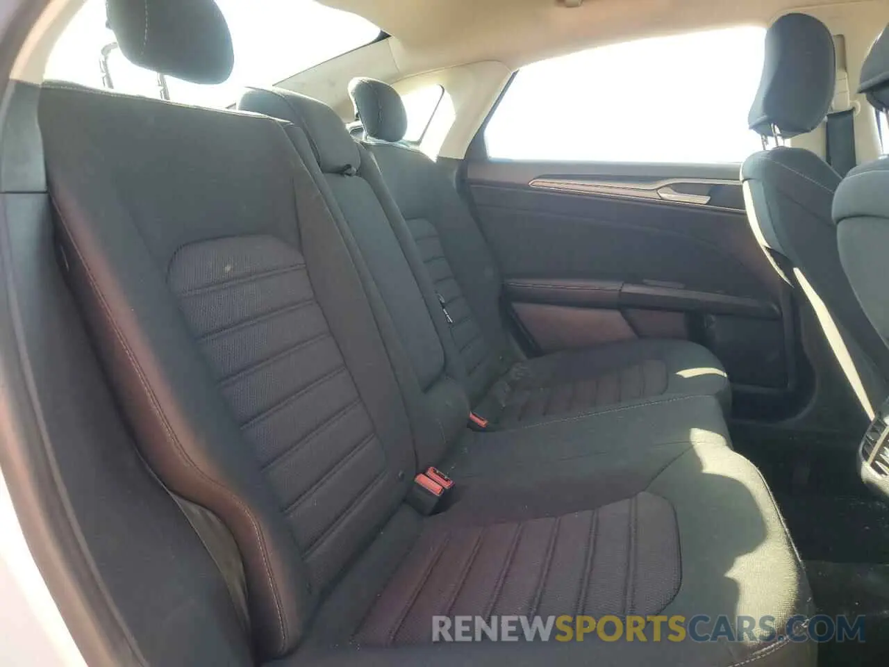 10 fotografías del automóvil dañado 3FA6P0H74LR129120 FORD FUSION 2020