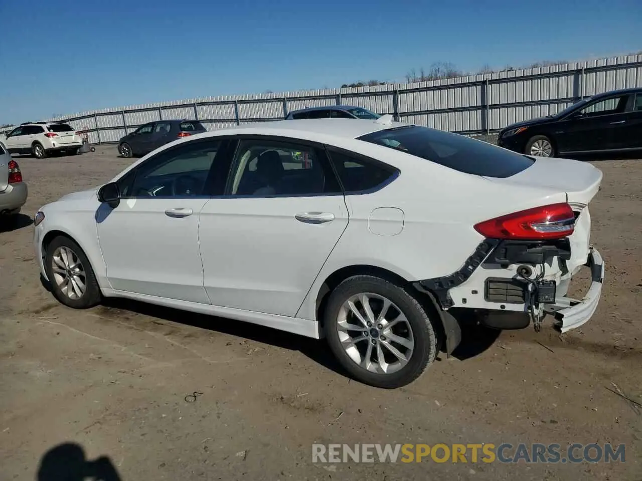 2 fotografías del automóvil dañado 3FA6P0H74LR129120 FORD FUSION 2020