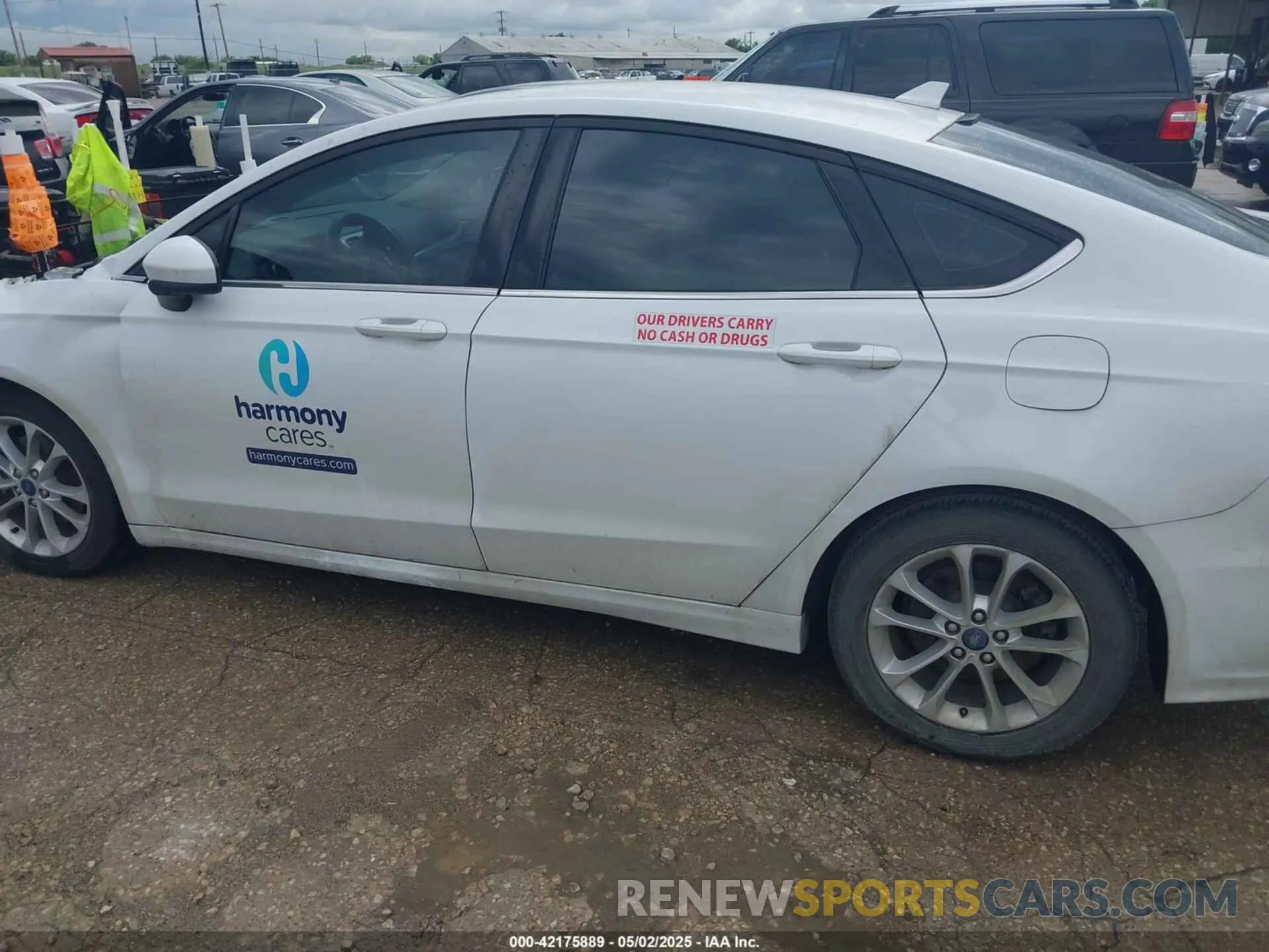 15 fotografías del automóvil dañado 3FA6P0H76LR154018 FORD FUSION 2020