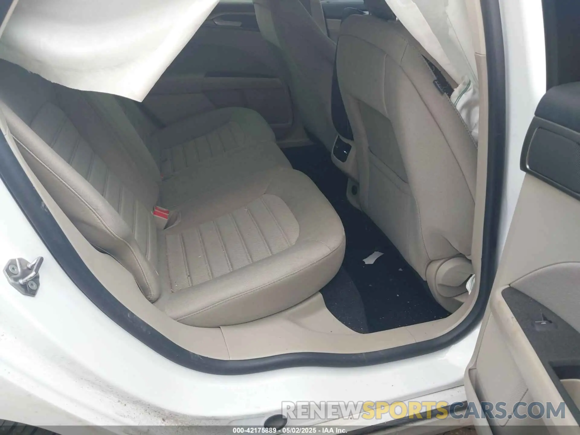 8 fotografías del automóvil dañado 3FA6P0H76LR154018 FORD FUSION 2020