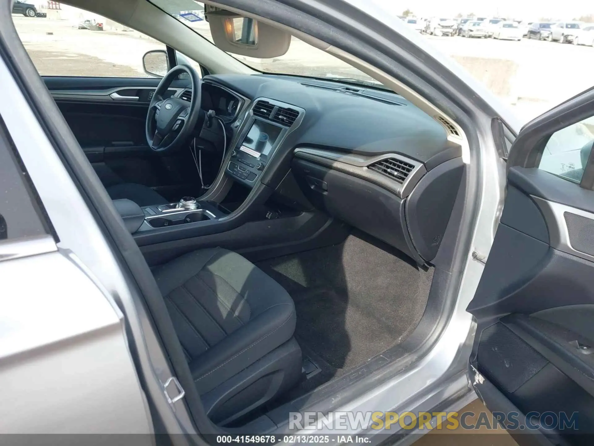 5 fotografías del automóvil dañado 3FA6P0HD0LR111008 FORD FUSION 2020