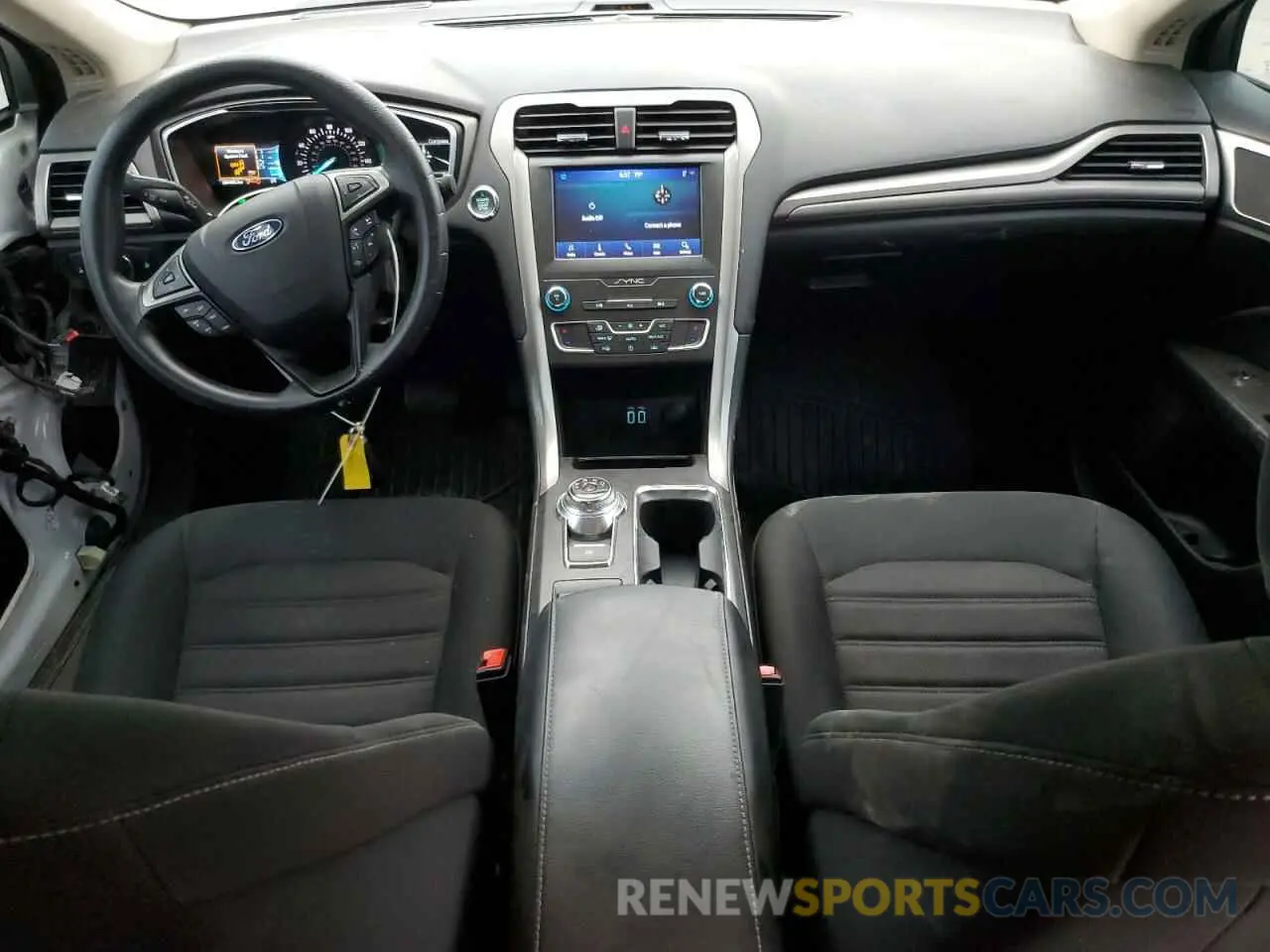 8 fotografías del automóvil dañado 3FA6P0HD0LR136202 FORD FUSION 2020