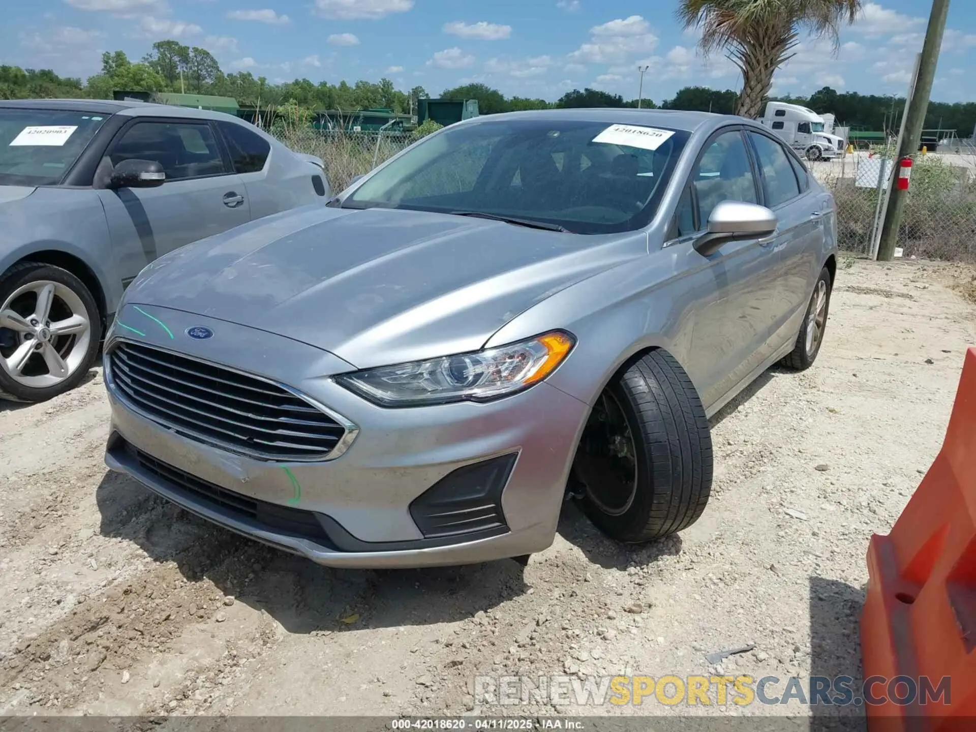 2 fotografías del automóvil dañado 3FA6P0HD0LR150679 FORD FUSION 2020