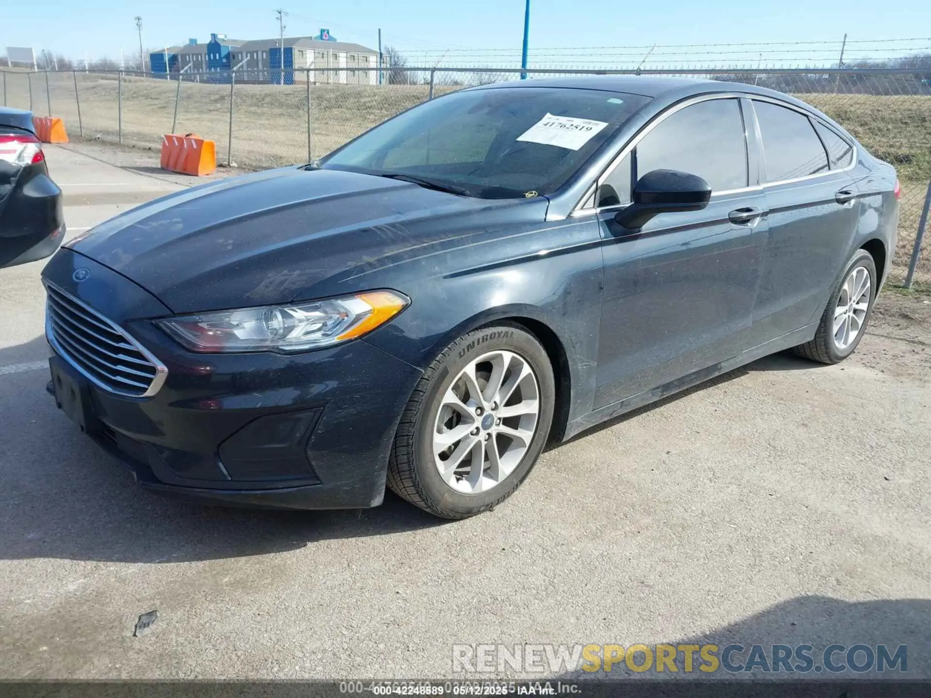 2 fotografías del automóvil dañado 3FA6P0HD0LR218771 FORD FUSION 2020