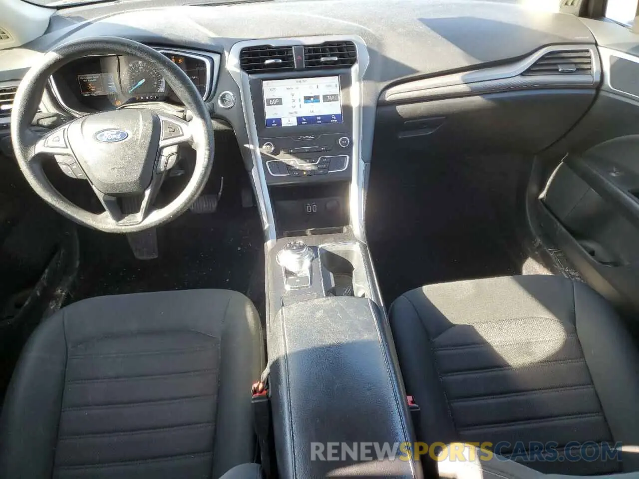 8 fotografías del automóvil dañado 3FA6P0HD0LR259207 FORD FUSION 2020