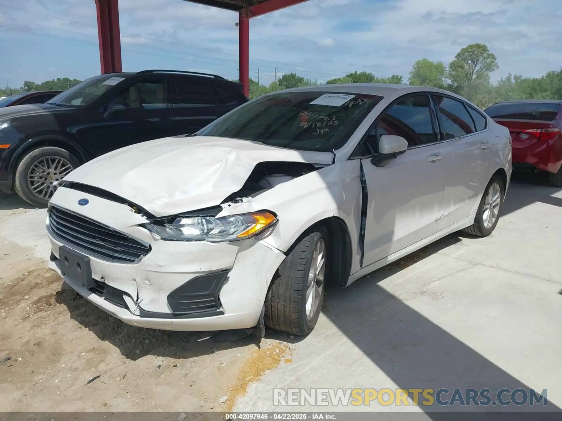 2 fotografías del automóvil dañado 3FA6P0HD0LR264147 FORD FUSION 2020
