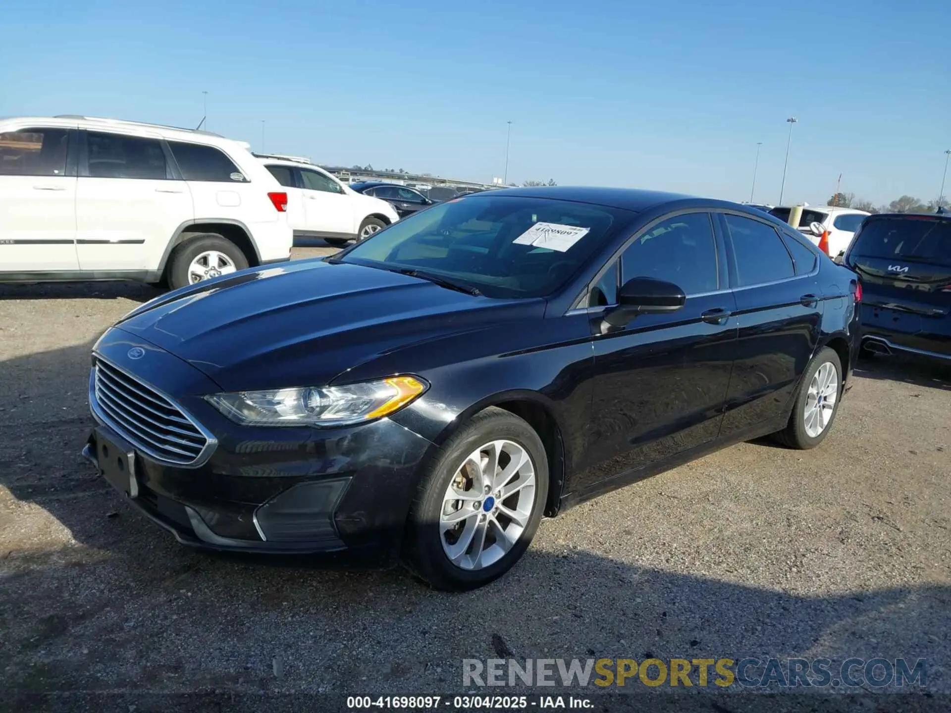 2 fotografías del automóvil dañado 3FA6P0HD1LR221209 FORD FUSION 2020