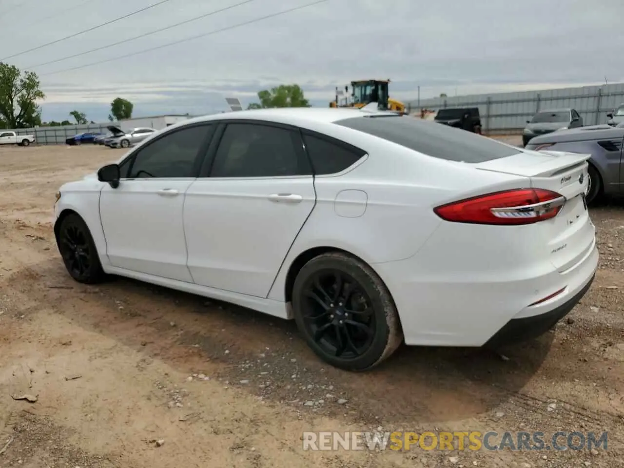 2 fotografías del automóvil dañado 3FA6P0HD1LR235062 FORD FUSION 2020