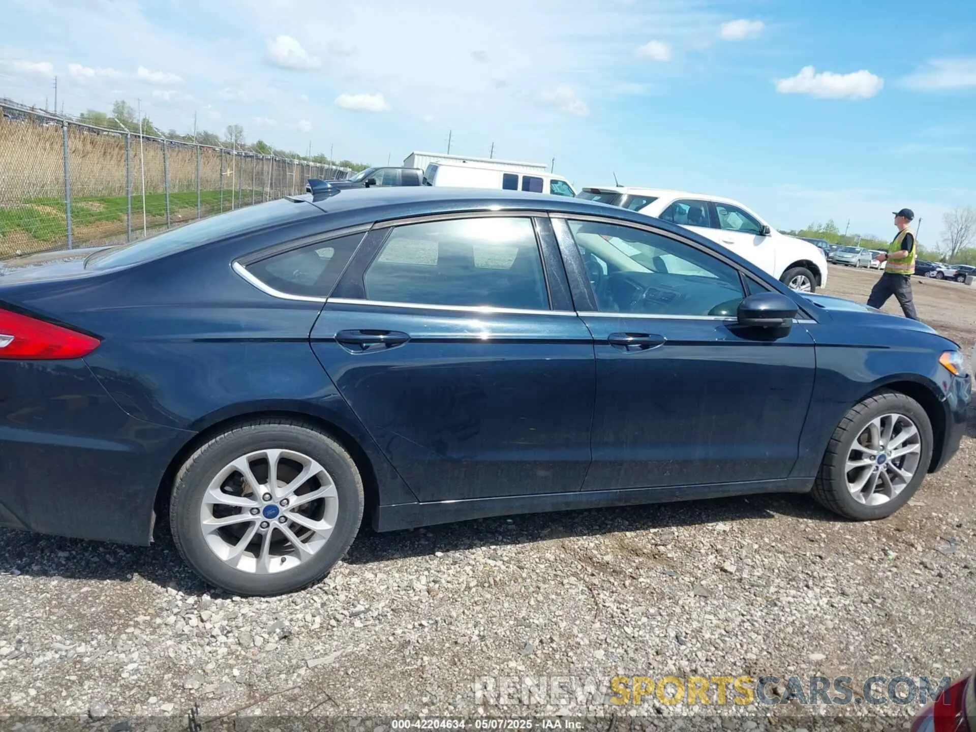 13 fotografías del automóvil dañado 3FA6P0HD2LR146620 FORD FUSION 2020