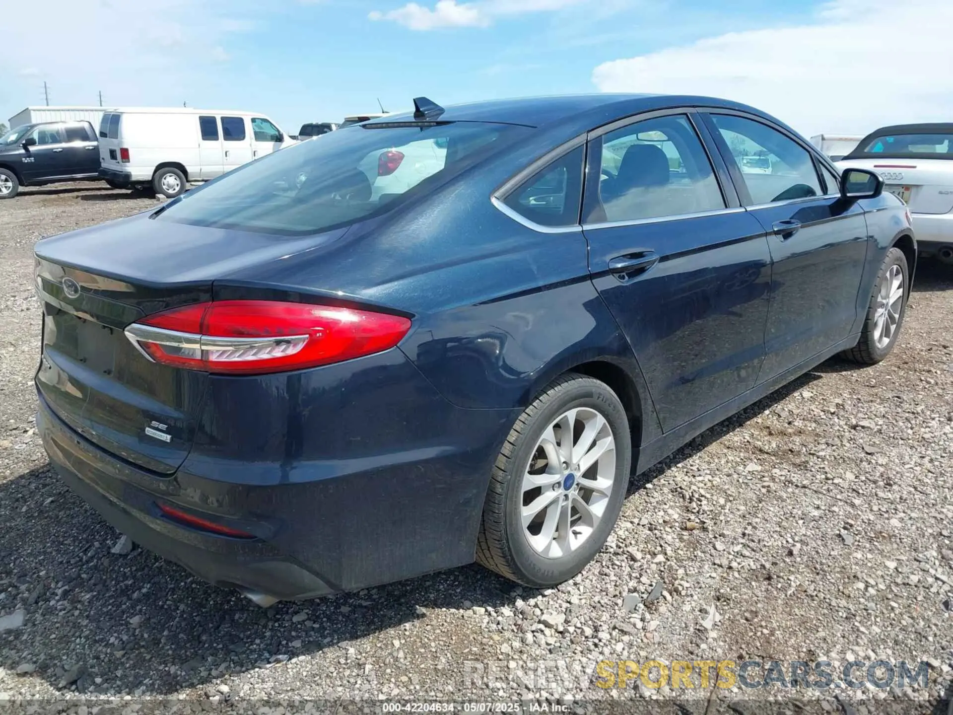 4 fotografías del automóvil dañado 3FA6P0HD2LR146620 FORD FUSION 2020