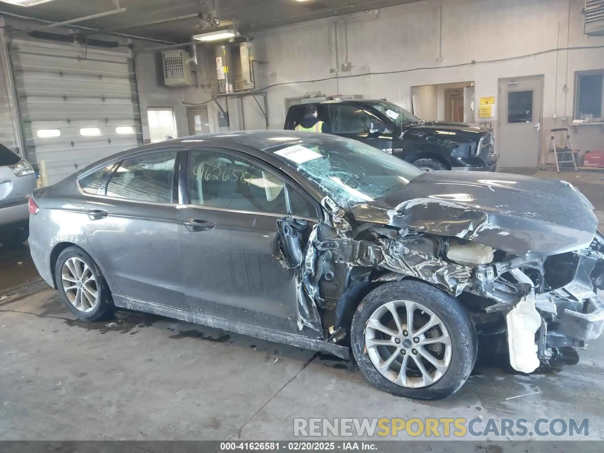 13 fotografías del automóvil dañado 3FA6P0HD2LR220215 FORD FUSION 2020