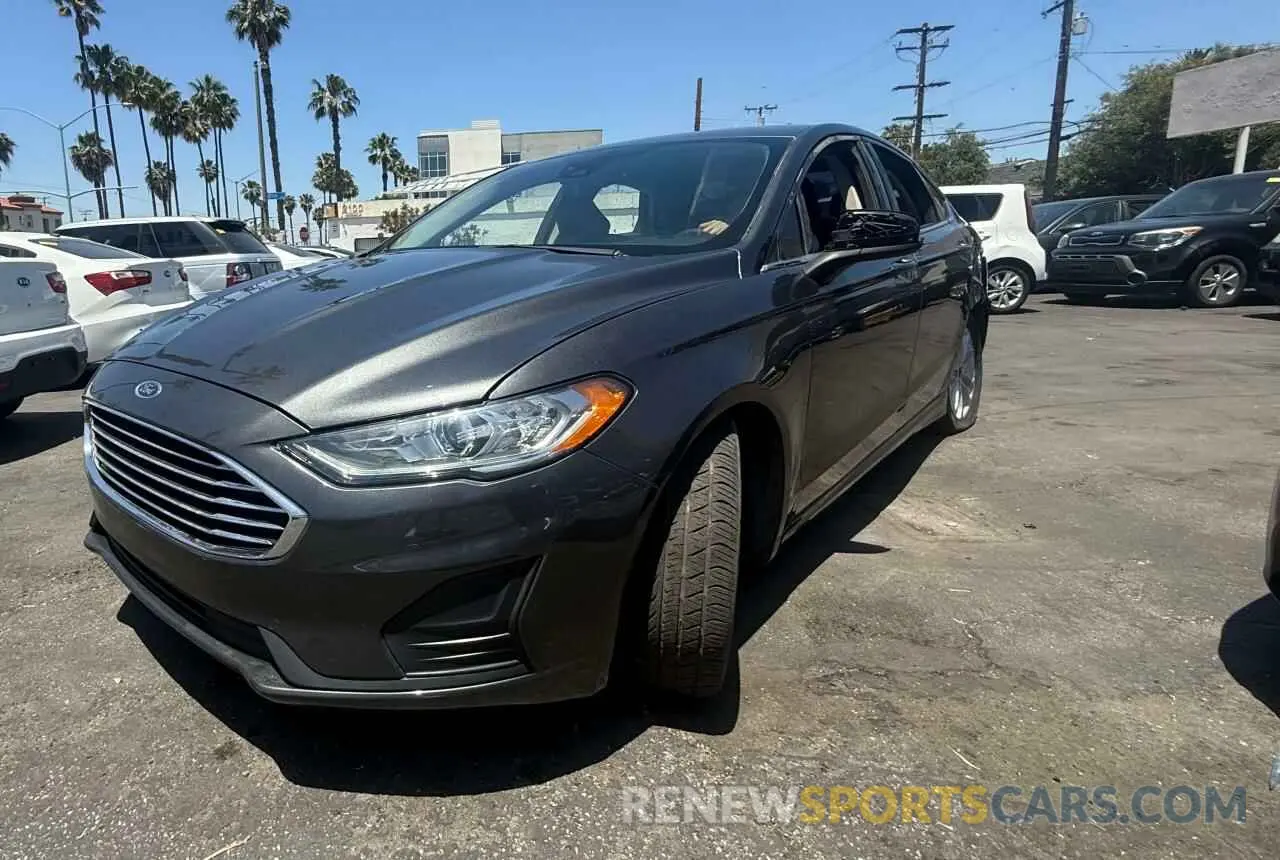 2 fotografías del automóvil dañado 3FA6P0HD2LR231621 FORD FUSION 2020