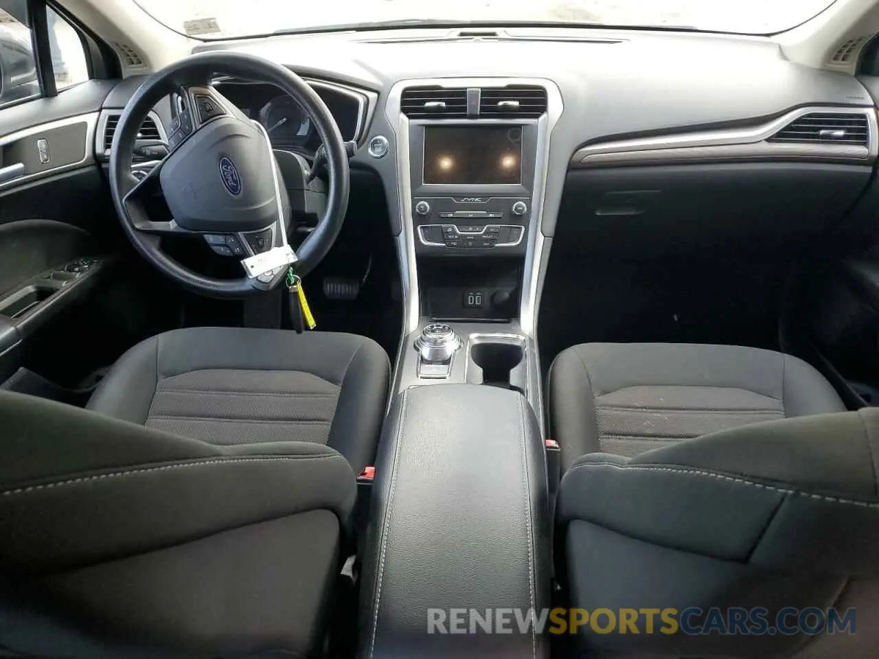 8 fotografías del automóvil dañado 3FA6P0HD3LR102335 FORD FUSION 2020