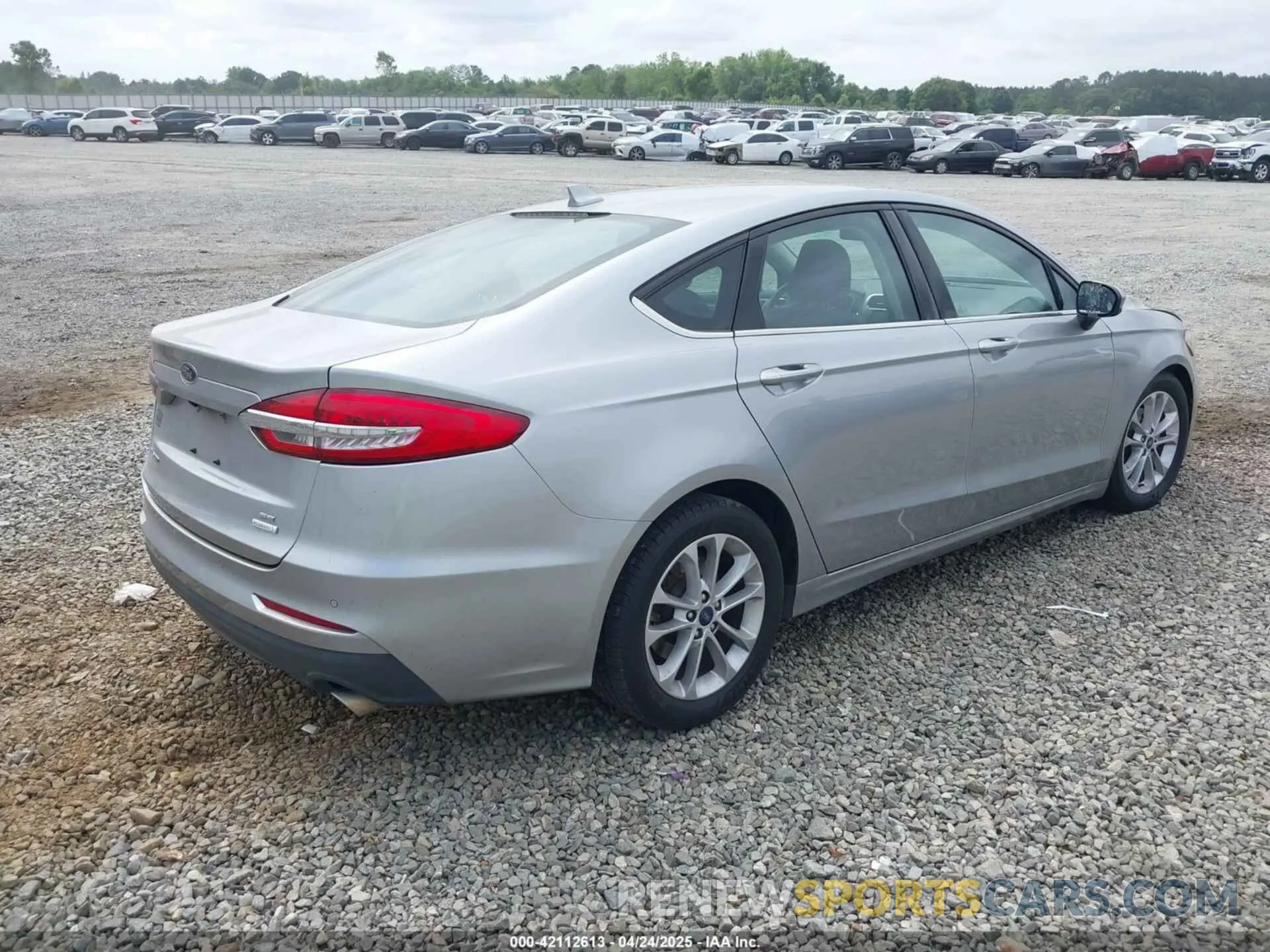 4 fotografías del automóvil dañado 3FA6P0HD3LR103307 FORD FUSION 2020
