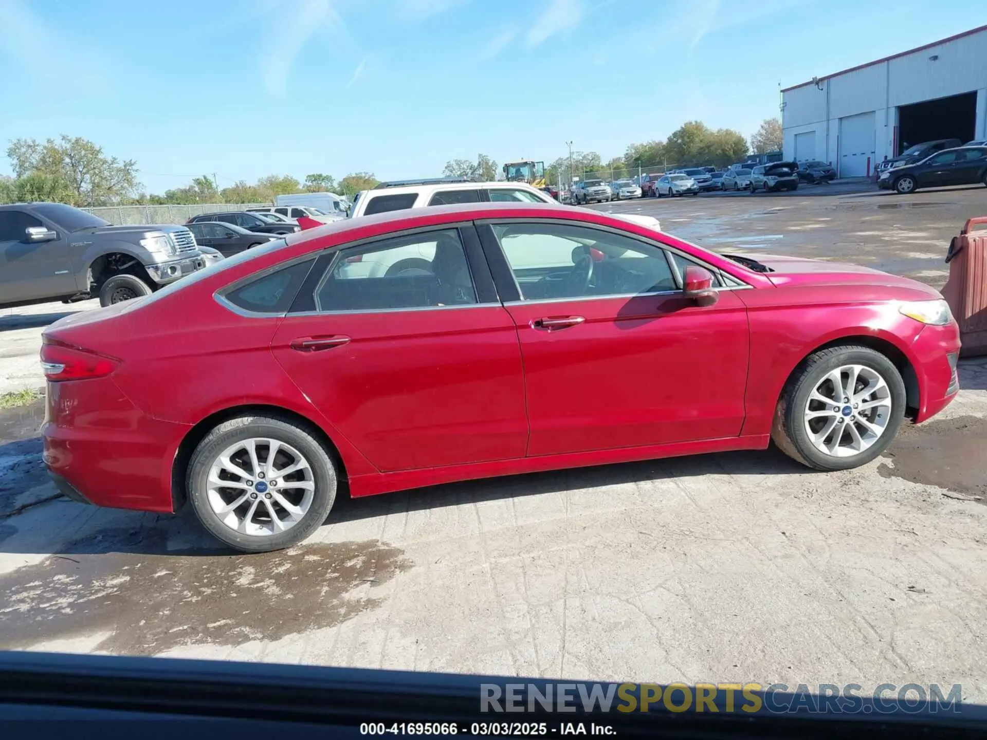 13 fotografías del automóvil dañado 3FA6P0HD3LR122326 FORD FUSION 2020