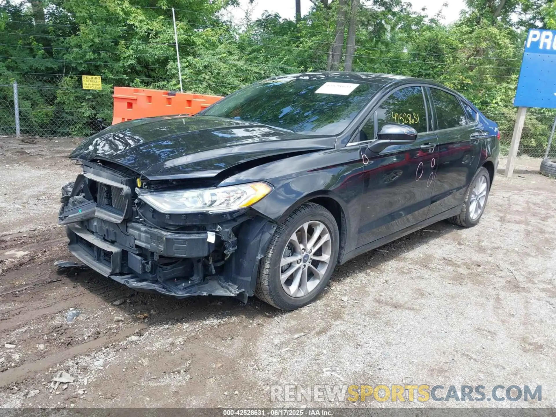 2 fotografías del automóvil dañado 3FA6P0HD3LR154127 FORD FUSION 2020