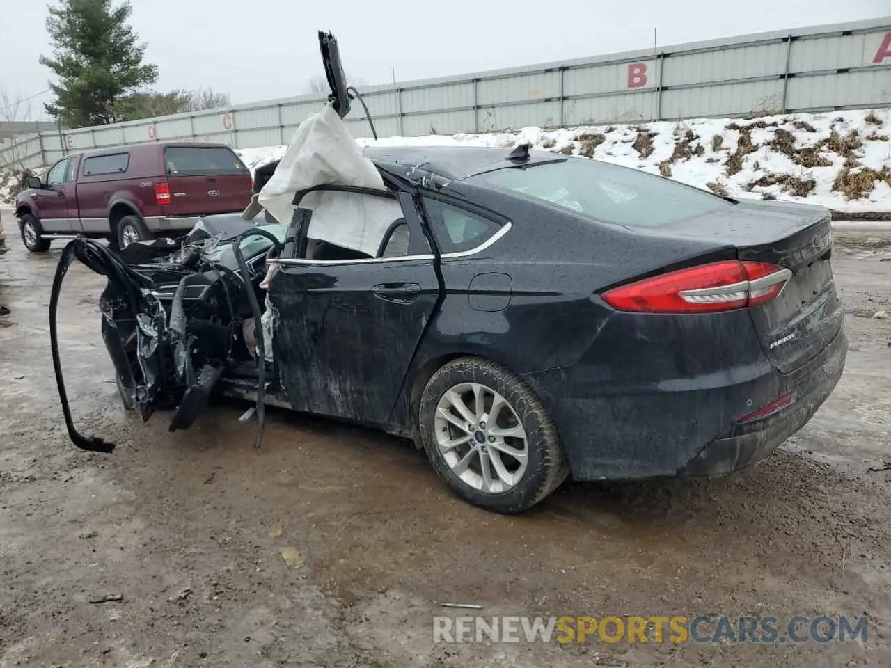 2 fotografías del automóvil dañado 3FA6P0HD3LR166861 FORD FUSION 2020