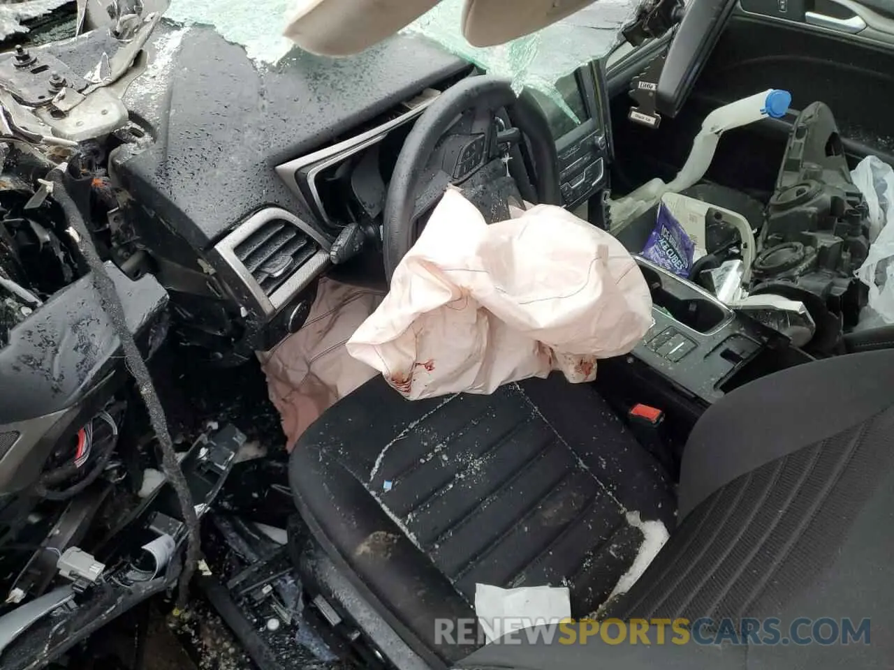 8 fotografías del automóvil dañado 3FA6P0HD3LR166861 FORD FUSION 2020