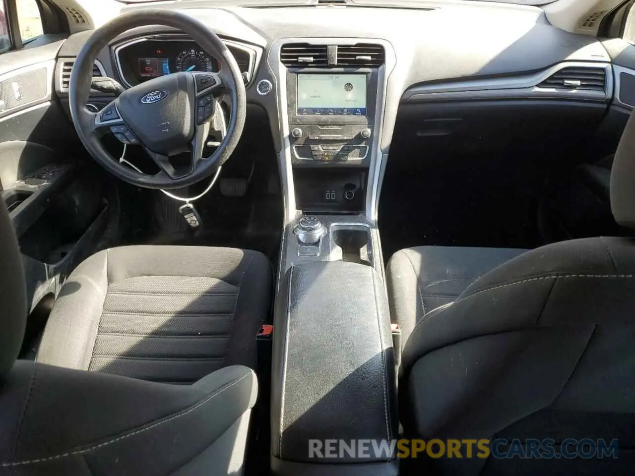 8 fotografías del automóvil dañado 3FA6P0HD3LR167475 FORD FUSION 2020