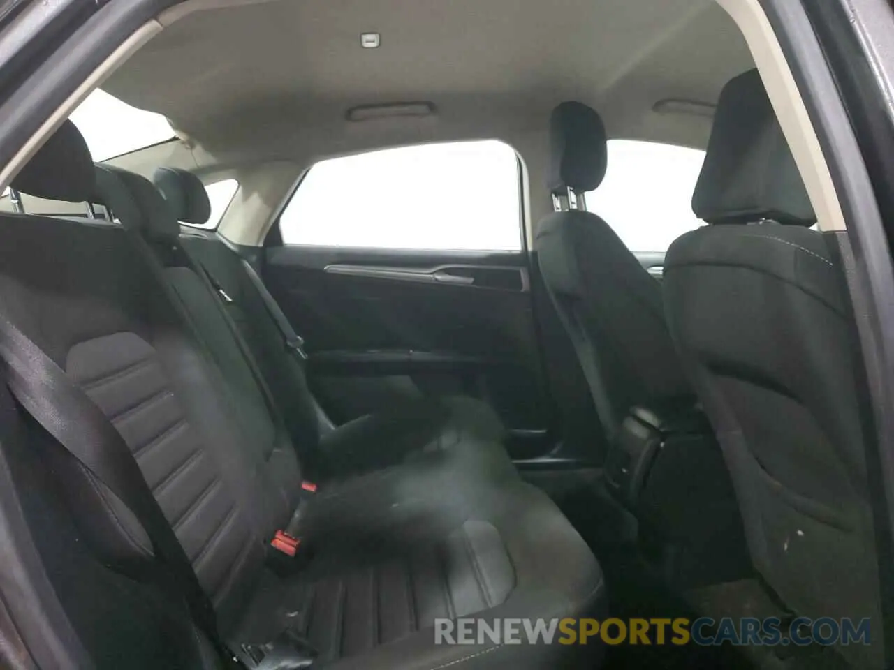 10 fotografías del automóvil dañado 3FA6P0HD3LR232485 FORD FUSION 2020