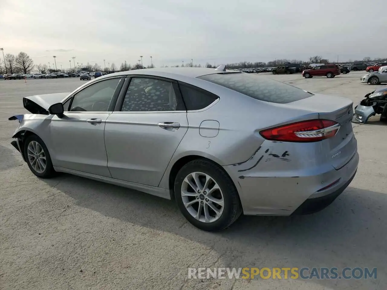 2 fotografías del automóvil dañado 3FA6P0HD3LR247584 FORD FUSION 2020