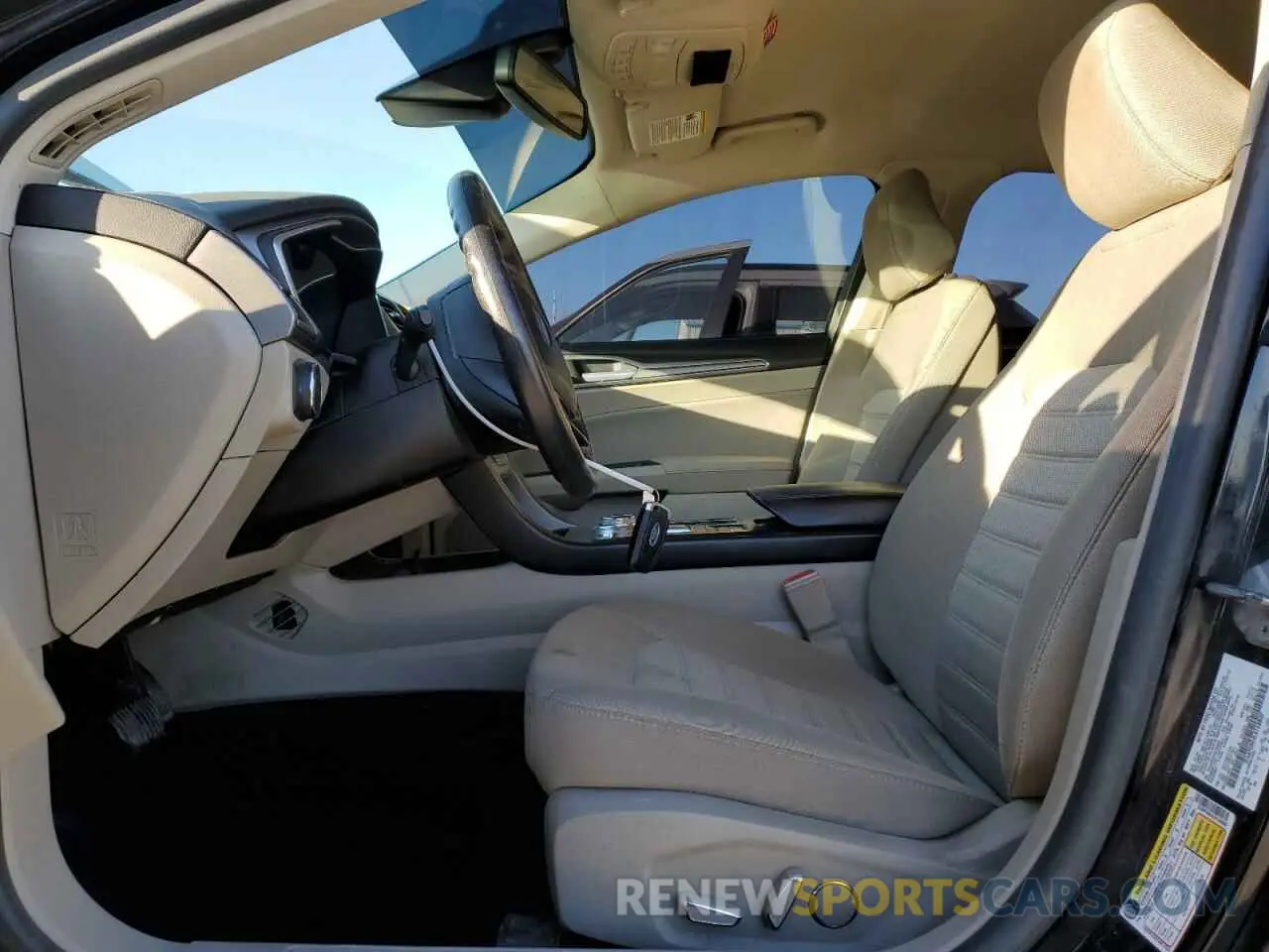 7 fotografías del automóvil dañado 3FA6P0HD4LR168800 FORD FUSION 2020