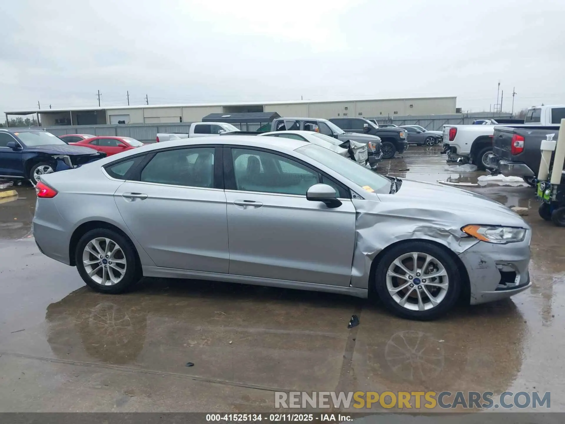 13 fotografías del automóvil dañado 3FA6P0HD4LR172233 FORD FUSION 2020