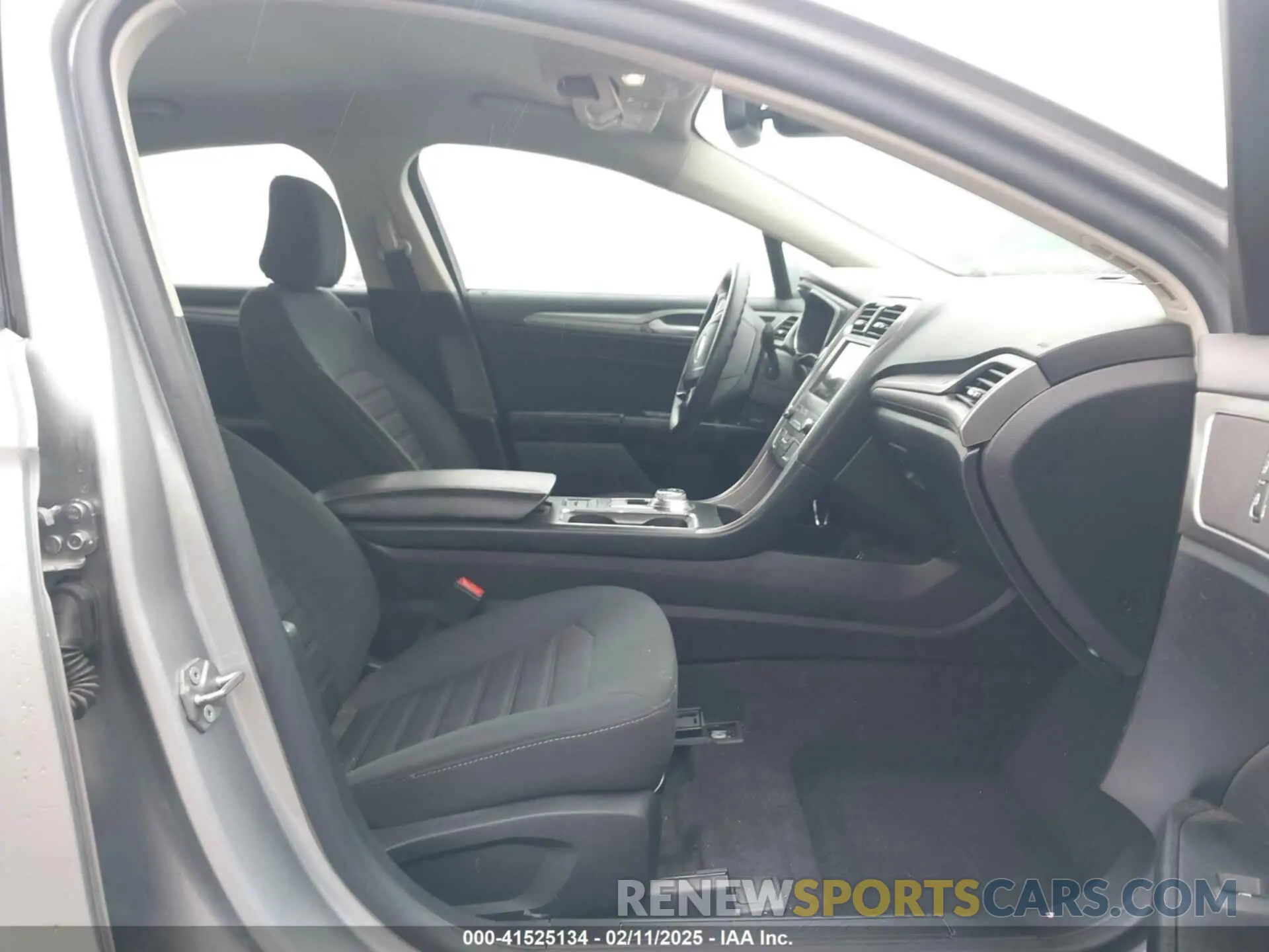 5 fotografías del automóvil dañado 3FA6P0HD4LR172233 FORD FUSION 2020