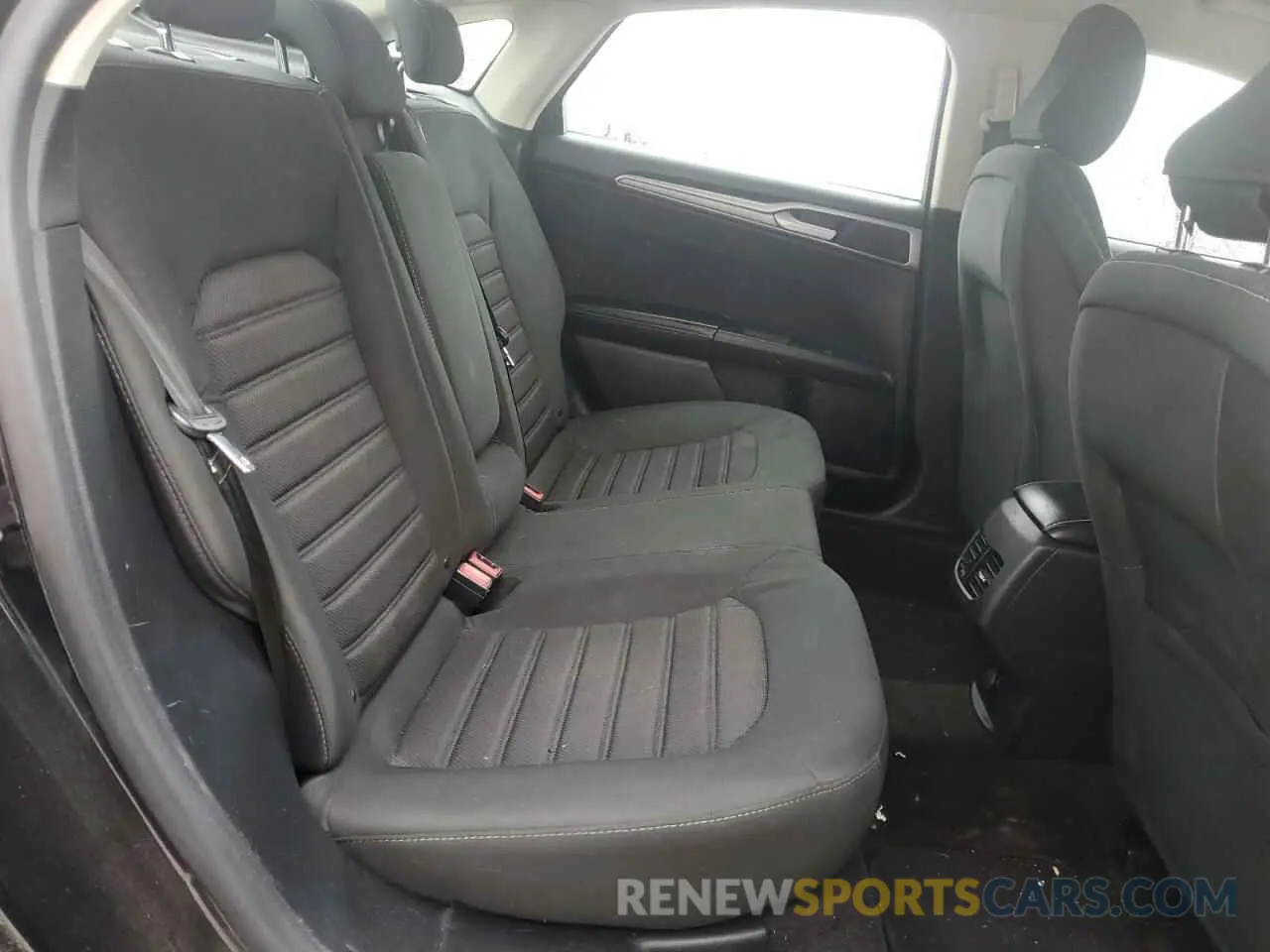 10 fotografías del automóvil dañado 3FA6P0HD4LR235394 FORD FUSION 2020