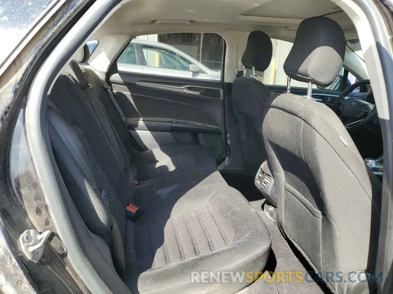 10 fotografías del automóvil dañado 3FA6P0HD5LR144537 FORD FUSION 2020