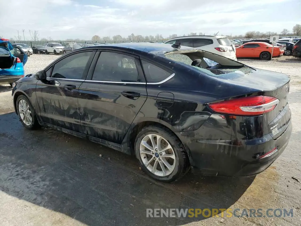 2 fotografías del automóvil dañado 3FA6P0HD5LR144537 FORD FUSION 2020