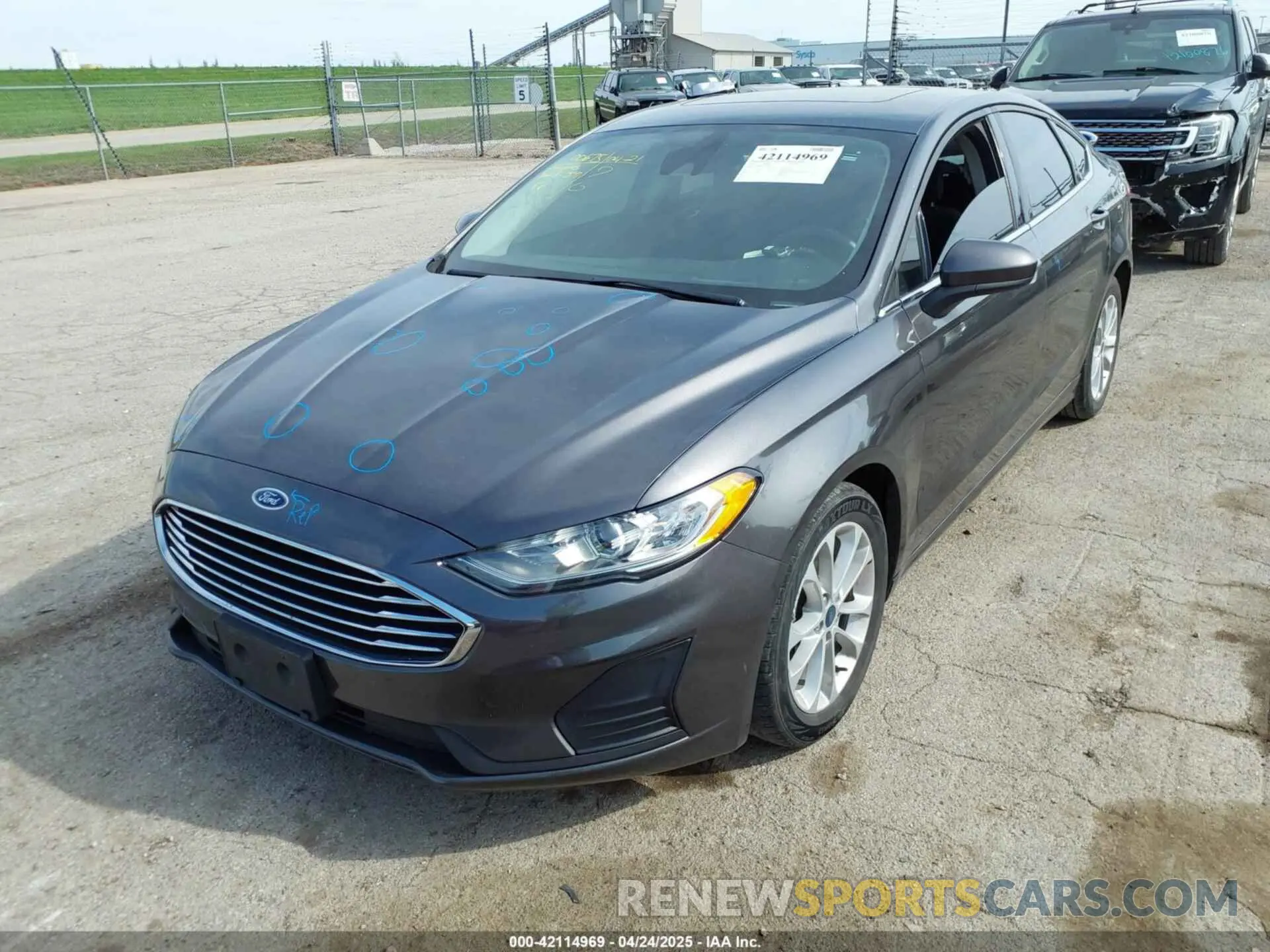 2 fotografías del automóvil dañado 3FA6P0HD5LR144568 FORD FUSION 2020