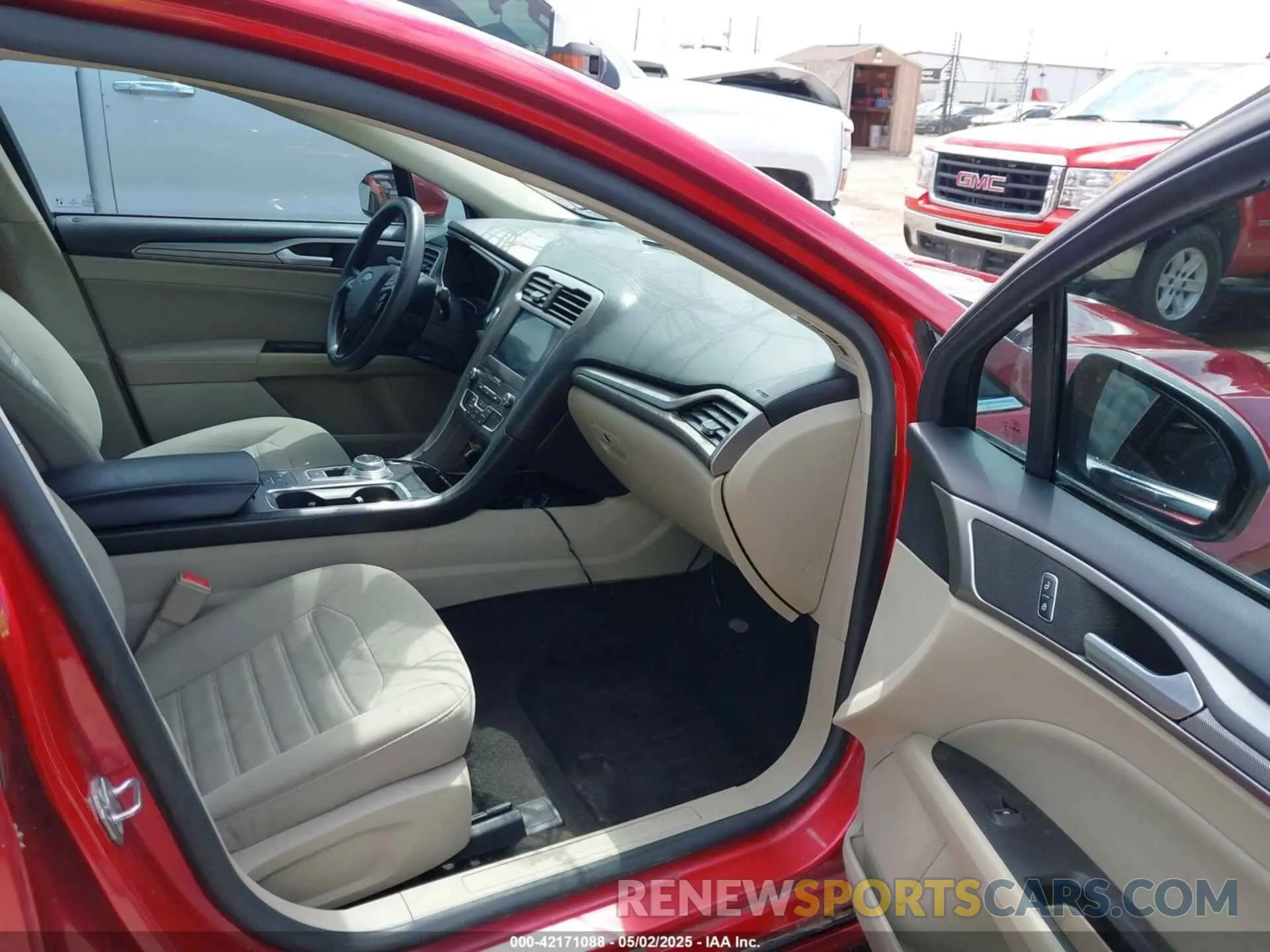 5 fotografías del automóvil dañado 3FA6P0HD5LR147857 FORD FUSION 2020