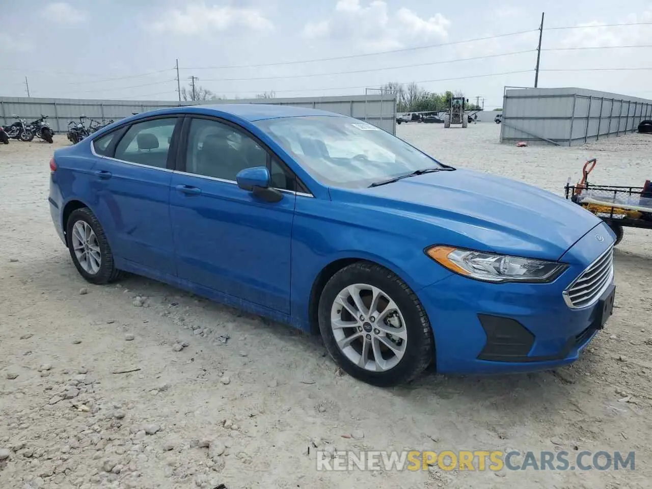 4 fotografías del automóvil dañado 3FA6P0HD5LR168627 FORD FUSION 2020