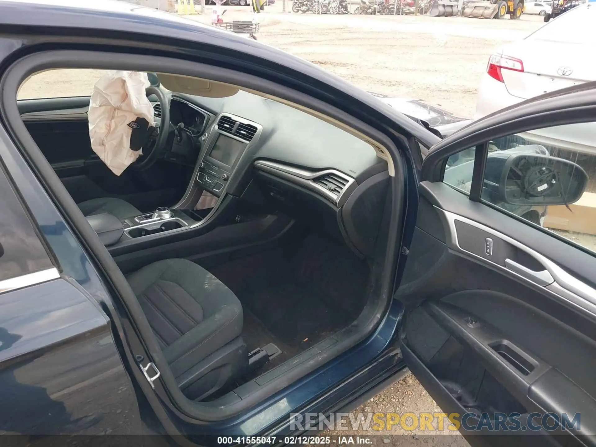 5 fotografías del automóvil dañado 3FA6P0HD5LR184732 FORD FUSION 2020