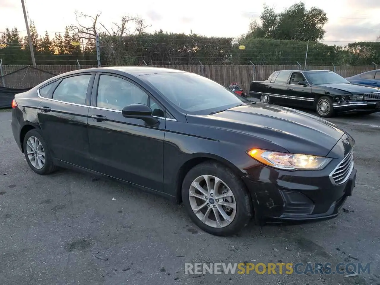 4 fotografías del automóvil dañado 3FA6P0HD5LR228955 FORD FUSION 2020