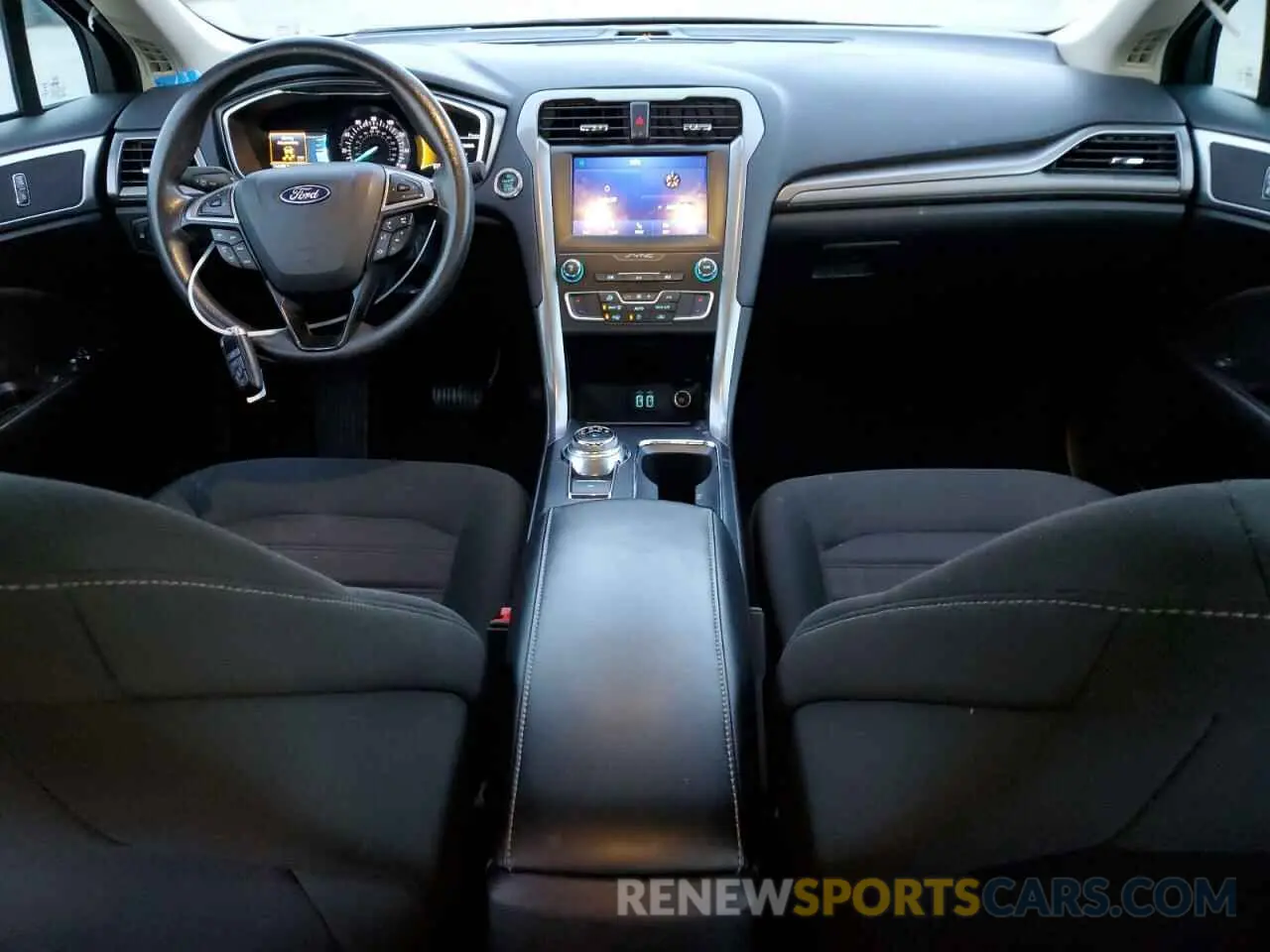 8 fotografías del automóvil dañado 3FA6P0HD5LR228955 FORD FUSION 2020