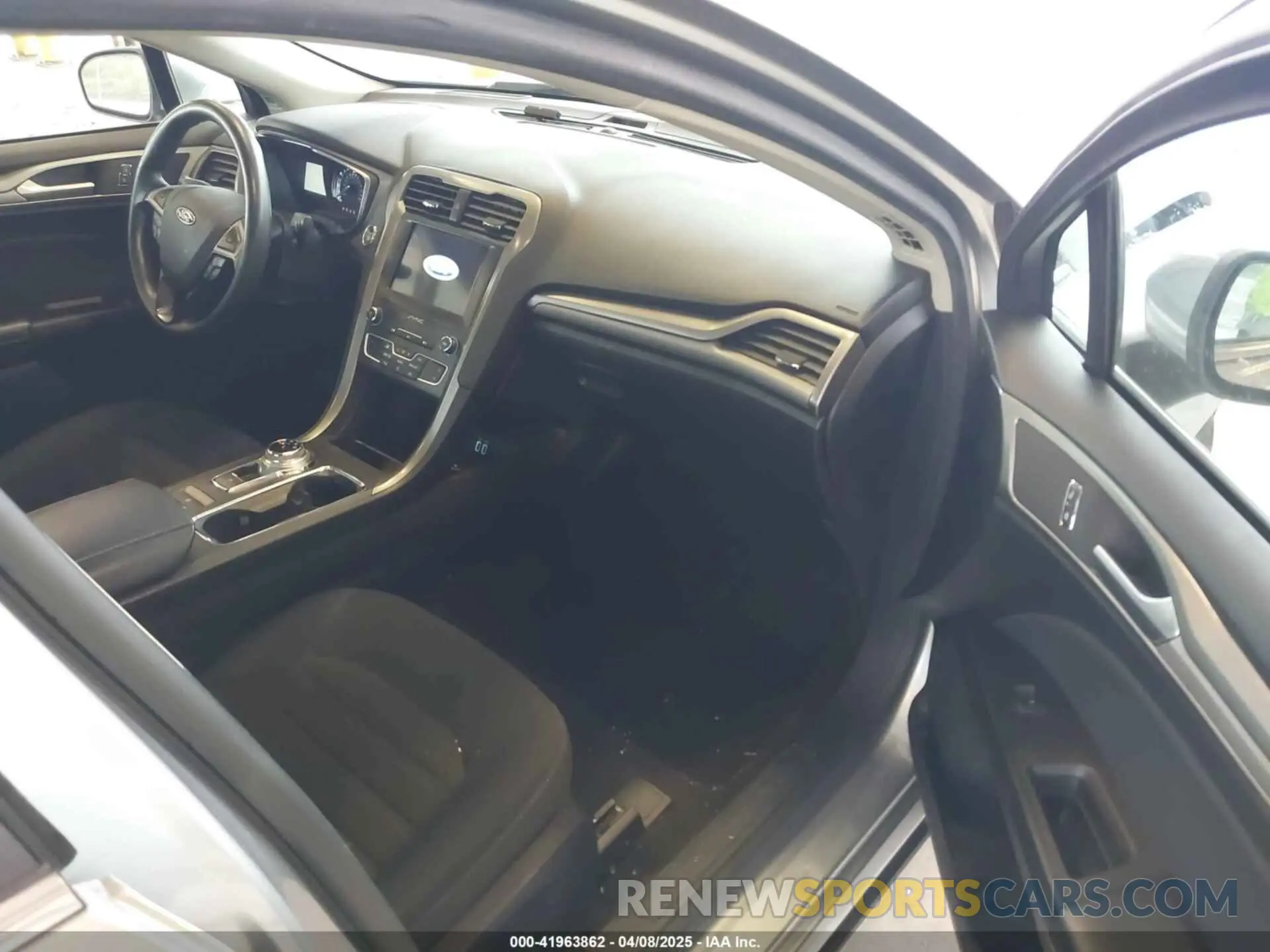 5 fotografías del automóvil dañado 3FA6P0HD6LR122451 FORD FUSION 2020