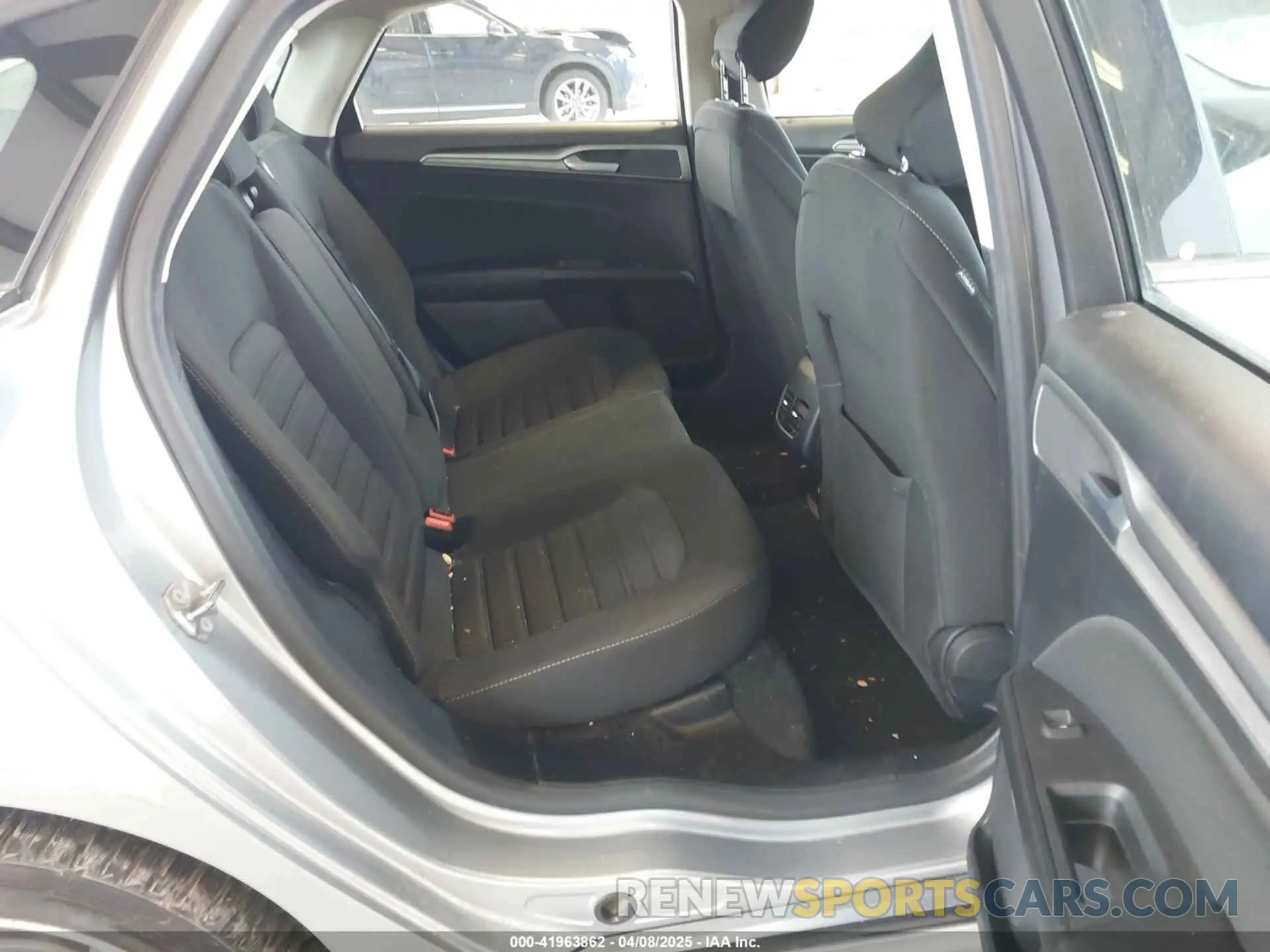 8 fotografías del automóvil dañado 3FA6P0HD6LR122451 FORD FUSION 2020