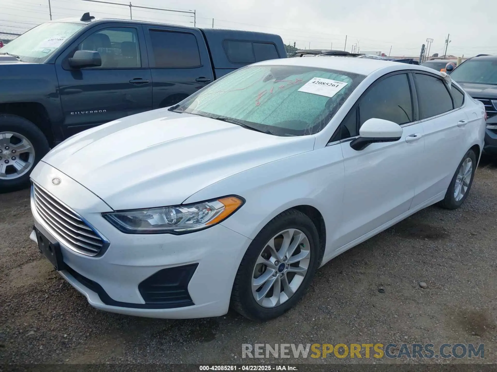 2 fotografías del automóvil dañado 3FA6P0HD6LR262080 FORD FUSION 2020