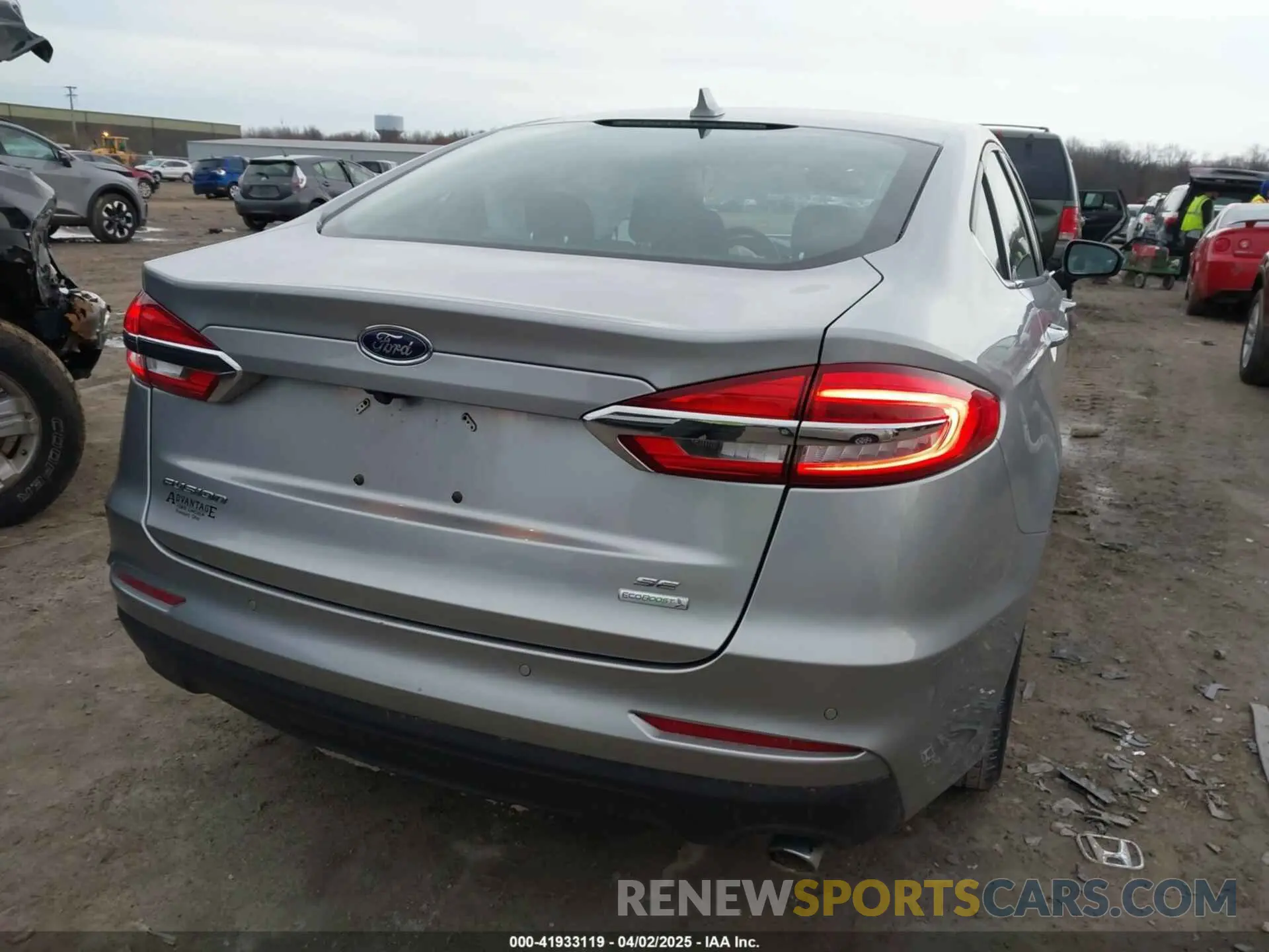 4 fotografías del automóvil dañado 3FA6P0HD6LR263357 FORD FUSION 2020