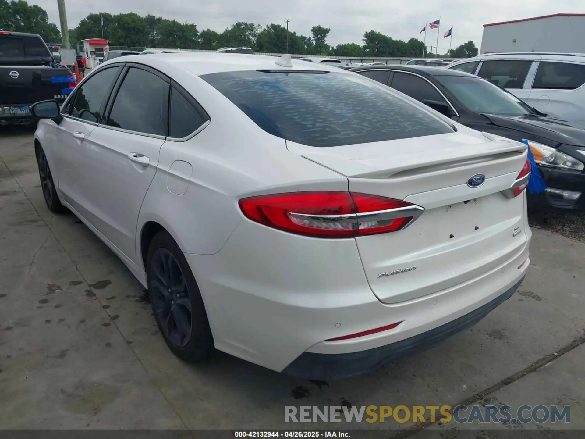3 fotografías del automóvil dañado 3FA6P0HD7LR148007 FORD FUSION 2020