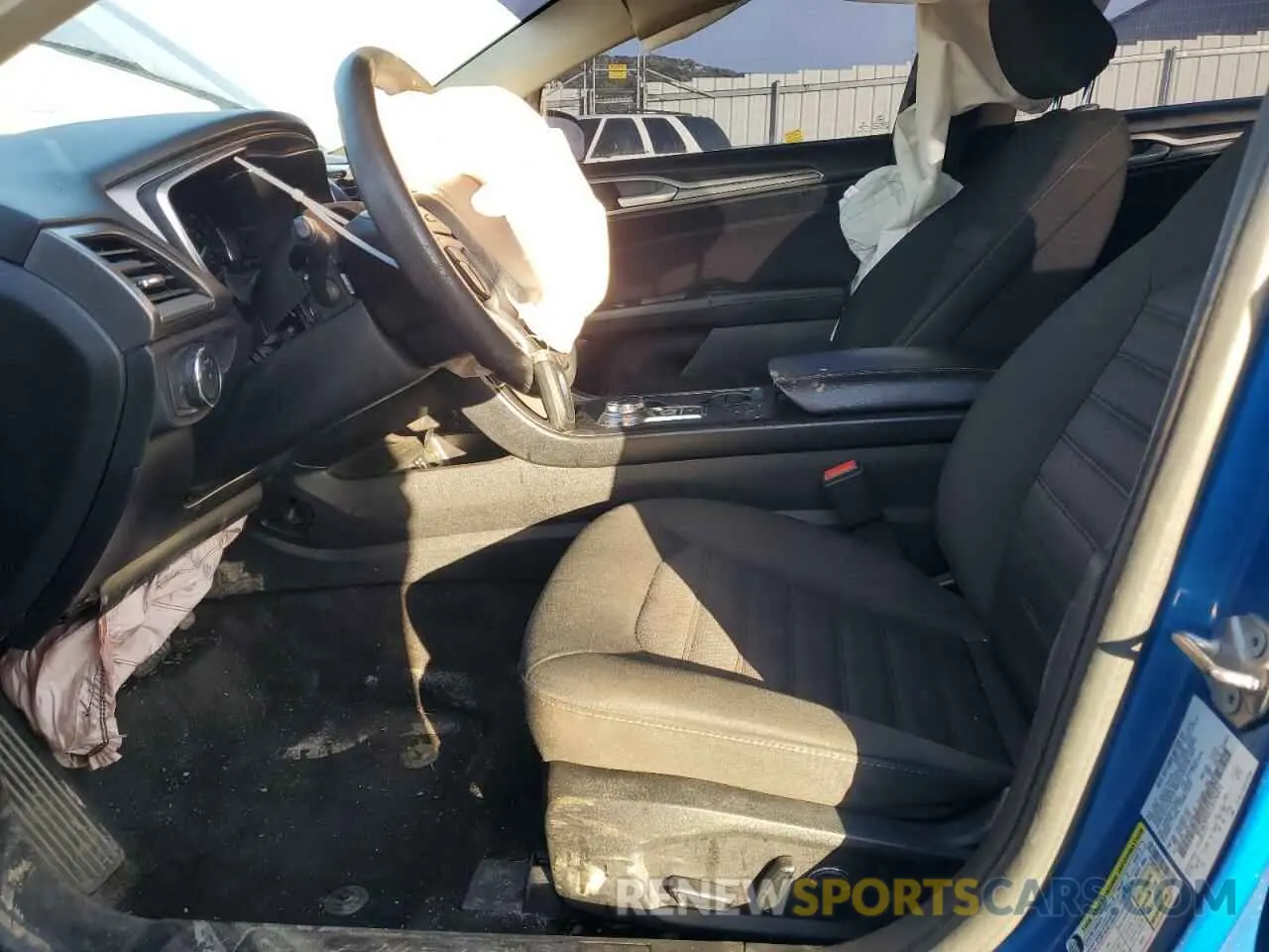 7 fotografías del automóvil dañado 3FA6P0HD7LR150372 FORD FUSION 2020